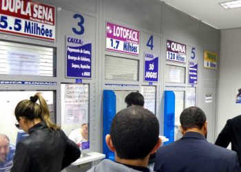 Três apostadores dividem prêmio da Lotofácil