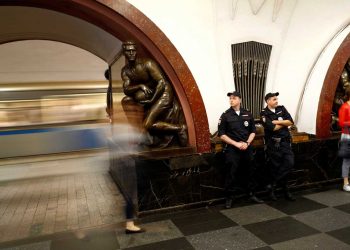 Jornalistas estrangeiros são alvos de violência em Moscou