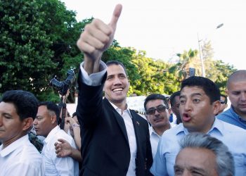Guaidó marca manifestação para amanhã para protestar contra apagão