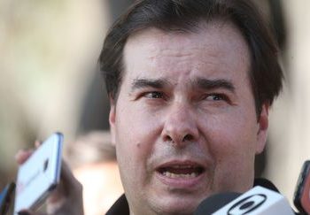 Maia diz que é viável aprovar reforma da Previdência no 1º semestre