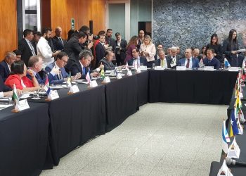 Casagrande participa de nova reunião do Fórum de Governadores