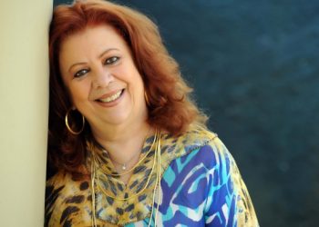 Sambista Beth Carvalho morre aos 72 anos