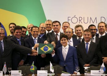 Governadores admitem importância da reforma, mas cobram recursos