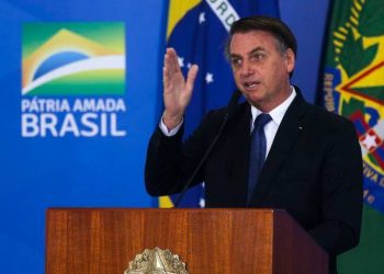 Bolsonaro: “Dificilmente teremos concursos nos próximos poucos anos”