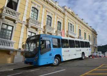 Duzentos veículos do Transcol passam a contar com o serviço de wi-fi