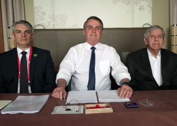 Bolsonaro lamenta fim da validade de MP que veda desconto sindical