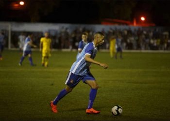 Richarlison faz a festa da galera com amistoso em Nova Venécia