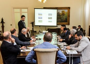 Governador recebe representantes da Petrobras em agenda de investimentos