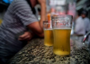 Levantamento alerta para consumo de álcool no país