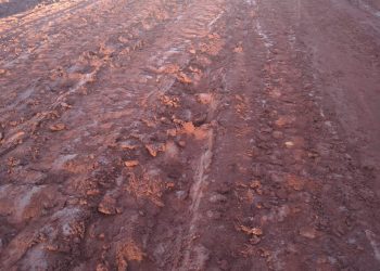 ES 230: rodovia volta a ficar interditada devido às chuvas