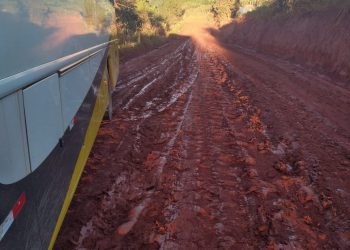 ES 230: rodovia volta a ficar interditada devido às chuvas