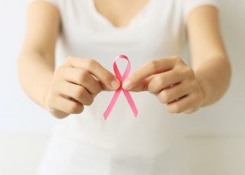 Câncer de mama é a principal causa de óbitos por câncer em mulheres no Estado