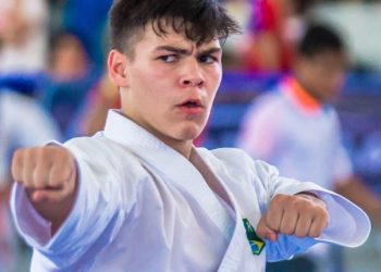 Contemplados pelo Bolsa Atleta disputam a grande final do Campeonato Brasileiro de Karatê