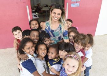 Saiba qual é a cidade onde nenhum professor ganha menos do que R$ 2.360