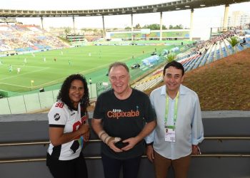 Governador acompanha abertura da Copa do Mundo Sub-17 no Kleber Andrade