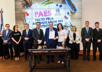 Governo faz repactuação do Paes e adesão atinge 100% dos municípios capixabas