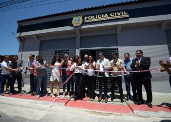 Governo do Estado inaugura nova Delegacia da Mulher de Viana