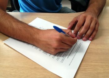 Sesa abre processo seletivo para médicos e outros profissionais de nível médio, técnico e superior