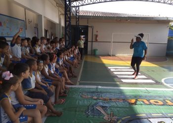 Detranzinho reforça educação no trânsito com estudantes no noroeste do Estado