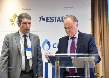 Governo do Estado assina acordo de cooperação técnica com Bandes e BNDES