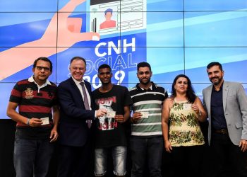 Governo do Estado entrega CNH Social para 500 condutores