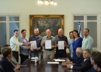 Governo anuncia mais cinco órgãos estaduais que funcionarão no Centro de Vitória em 2020