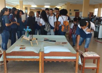 SEDH participa de intervenção do projeto “Nem tão doce lar” em escola na Serra