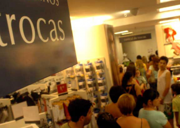 Não gostou do presente de Natal? Conheça seus direitos ao trocar um produto