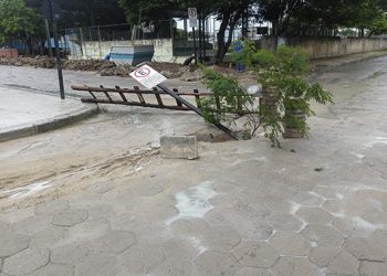 DESCASO: trabalho inacabado do SAAE provoca acidentes#RESOLVIDO