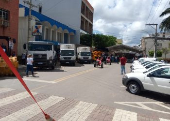 Governador entrega equipamentos agrícolas para Região Norte