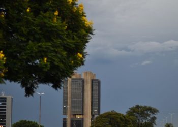 Mercado financeiro reduz estimativa de inflação este ano para 3,40%