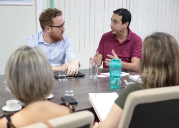 Sesport e Sedu debatem melhorias nas competições escolares do Estado