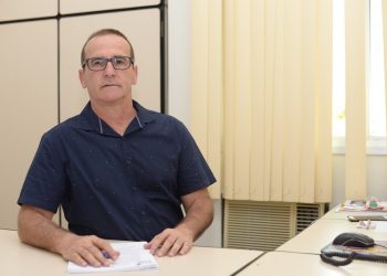 Cidade lota Câmara em adeus a Carlos Zanon