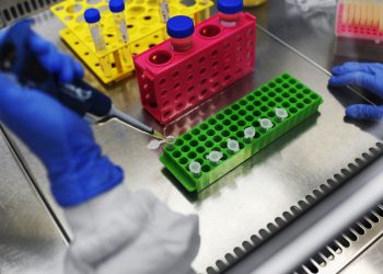 Número de mortes pelo novo coronavírus no Brasil chega a 159