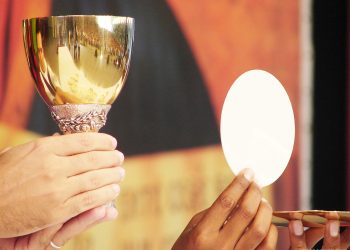 Quinta-feira Santa: saiba como celebrar em família: Santa Missa – ao vivo