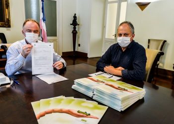 Governo entrega títulos de legitimação de terras devolutas no Espírito Santo