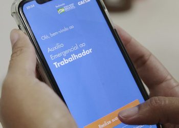 Bolsonaro confirma mais duas parcelas do Auxílio Emergencial