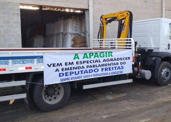 Jaguaré: Apagir recebe caminhão muck por indicação parlamentar de Freitas