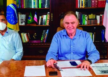 Casagrande anuncia obra em rodovia em Pinheiros e nova delegacia em Aracruz