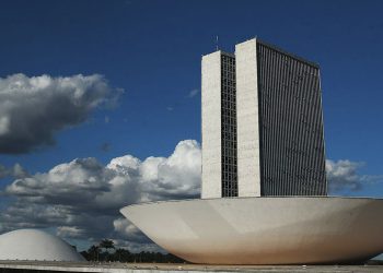 Governo do Estado vai ampliar teletrabalho e oferta de serviços digitais na Administração Pública