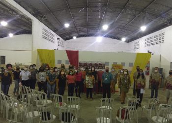 Parceria Renascer, Sicoob e Senai garante novas vestes e capacitação profissional