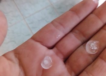 Chuva de granizo atinge comunidades do interior de Marilândia