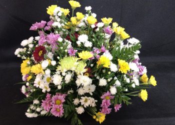 Floricultura Casa & Flores aberta neste domingo e segunda