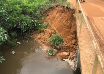 Ponte da ES 230 interditada para caminhões e ônibus