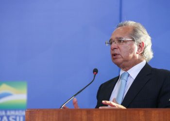 Brasil pode fechar ano perdendo menos empregos que em 2015 e 2016