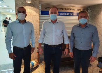 Governador visita nova sede da Secretaria de Turismo, em Vitória