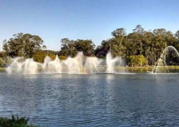 Rogerinho quer construir ‘fonte luminosa flutuante’ na barragem de Água Limpa