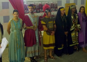 Parceria Renascer, Sicoob e Senai forma primeira turma em costura moulage