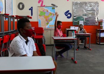 MEC lança programa para professores de alfabetização