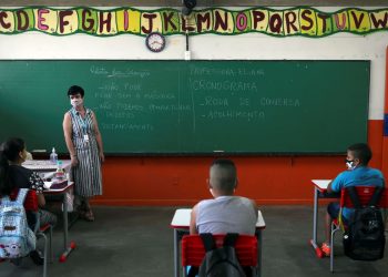 Volta às aulas: 75 Municípios capixabas retornarão às atividades- Jaguaré segue sem definição